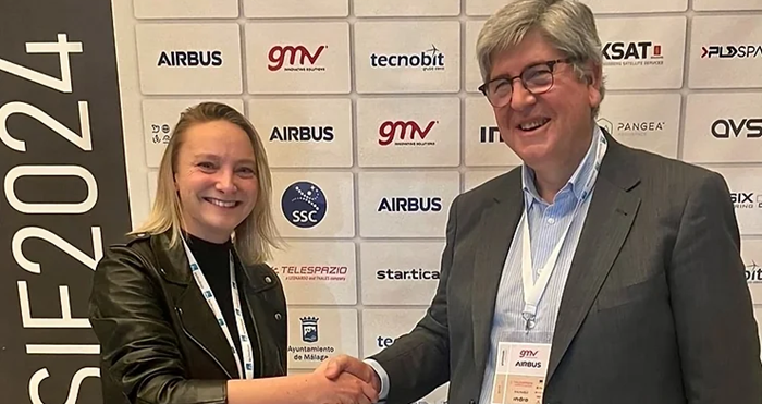 Hispasat and Infinite Orbits Collaborate for European Life Extension Mission