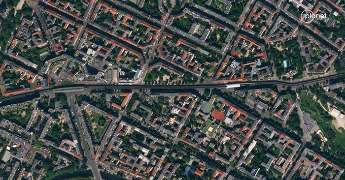 Planet Labs Signs 7-Figure Contract Expansion with the German Government