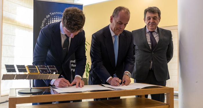 ICEYE Signs Agreement to Deliver SAR Capabilities to the Portuguese Air Force