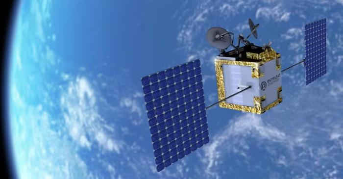 Eutelsat Selects Airbus to Build 100 Satellites for OneWeb LEO Constellation Expansion